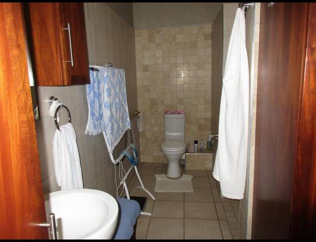 1 BEDROOM PROPERTY TO RENT IN RETIRE AT MIDSTREAM